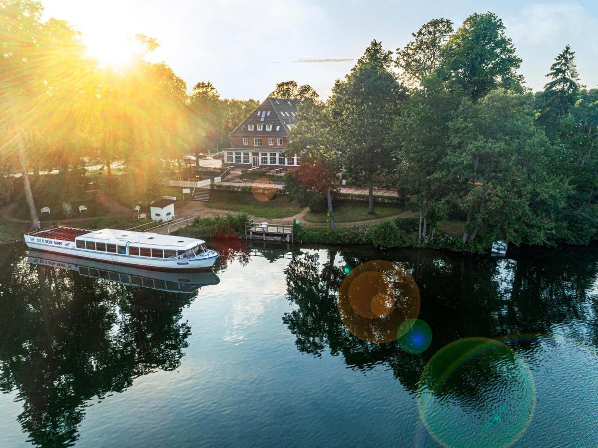 Lake House Ploen Luaran gambar